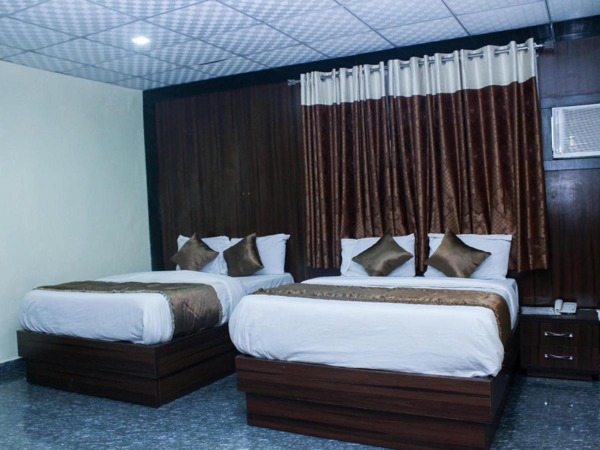 Six Diamond Hotel Ikeja Ngoại thất bức ảnh