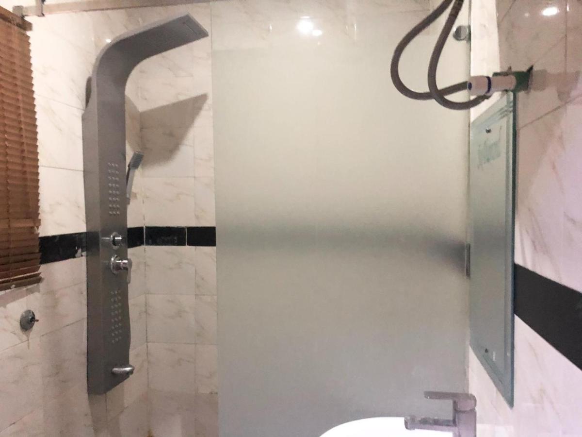 Six Diamond Hotel Ikeja Ngoại thất bức ảnh